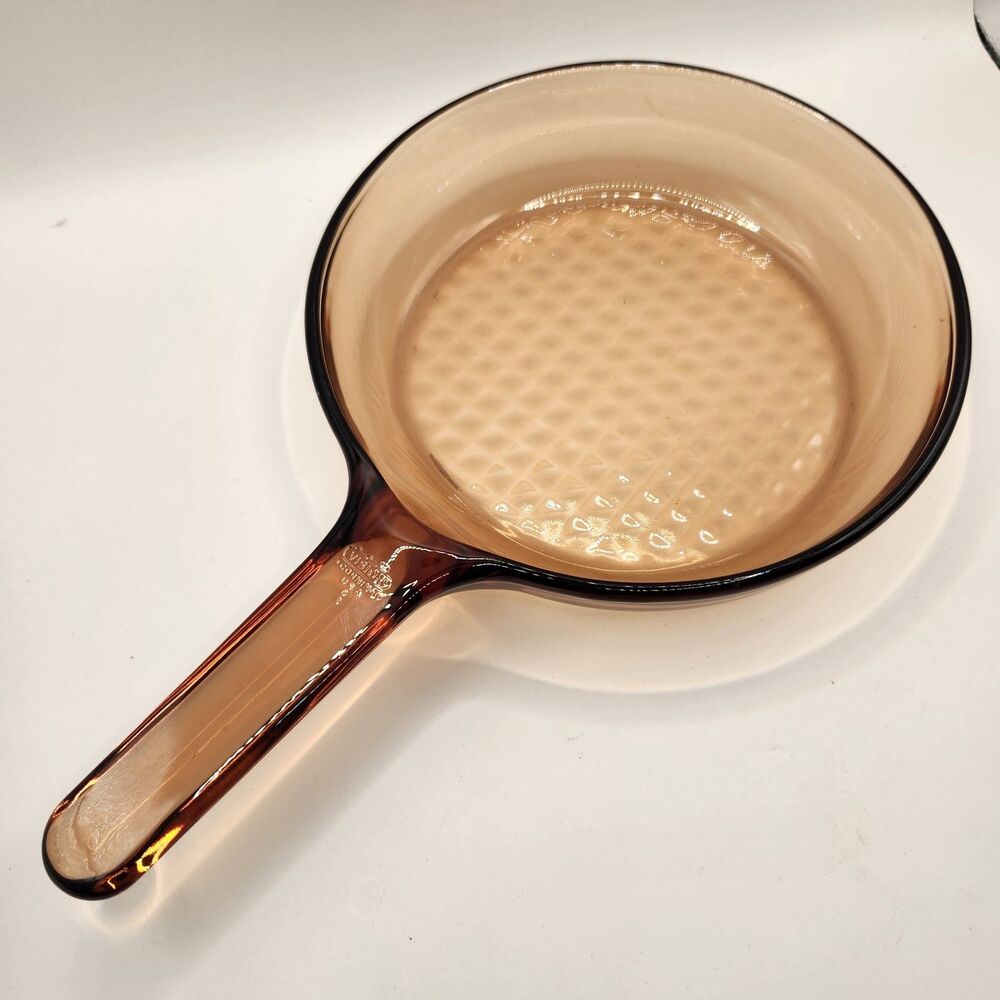 Corning Ware Visions 7 Inch Waffle Bottom Frying Pan Skillet Amber EUC